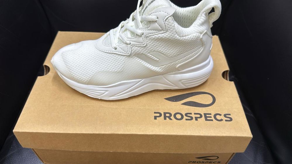 pro specs_thumbnail_4